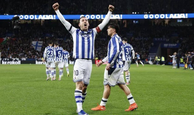 惊天冷门搅乱西甲！11连胜终结+3球被吹，皇马偷笑，冠军格局突变