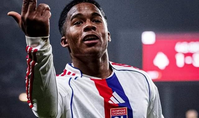 19岁皇马租将闪耀法甲：1传1射助里昂逆转巴黎，世界杯前景光明