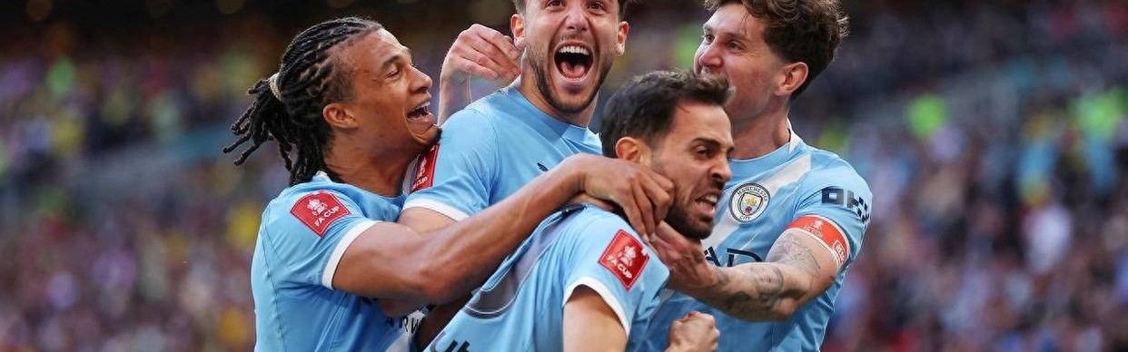 连续四年闯进决赛！重建期的曼城冲击三冠王，全靠同行“衬托”