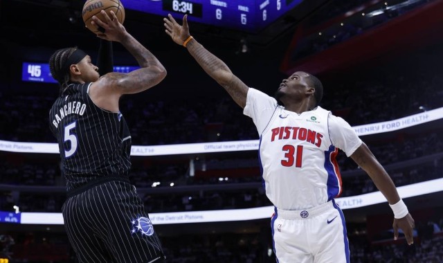 班凯罗23+9贝恩卡特双17+6+5 坎宁安39分魔术胜活塞1-0