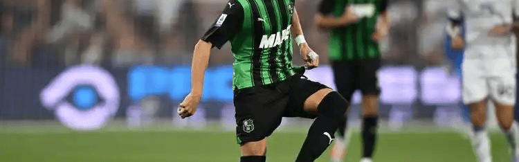 意甲焦点战：萨索洛VS科莫，黑马能否再克“无欲”之师？