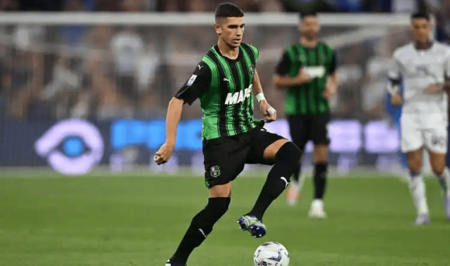 意甲焦点战：萨索洛VS科莫，黑马能否再克“无欲”之师？