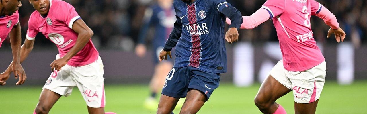 随着登贝莱双响炮+巴黎圣日耳曼3-1，法甲最新积分榜出炉