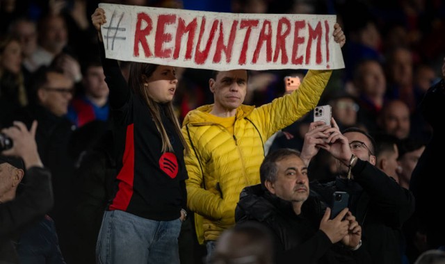 35岁335天创纪录！什琴斯尼诺坎普首秀创历史 从退役边缘到三冠功臣