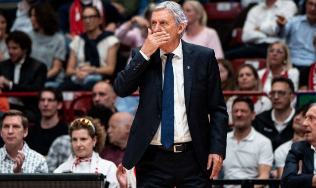 别轻言放弃瓜迪奥拉与曼城