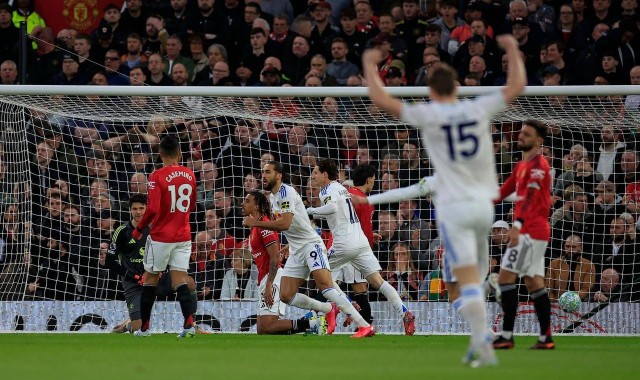 英超联赛：曼联惜败利兹联的原因，小说都不敢这么写